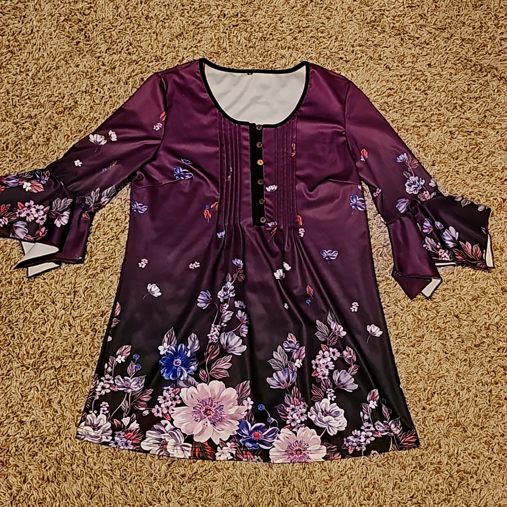 Size Medium silky long flowing top or short dress